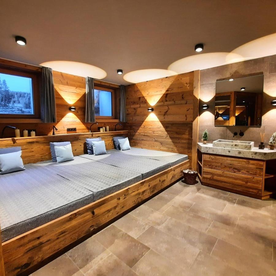 Hahnenkamm Suite Ski-In Ski-Out Direkt An Der Hahnenkammbahn Kitzbühel Kültér fotó